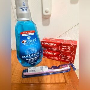 Crest Mouthwash and Colgate Toothpaste Set